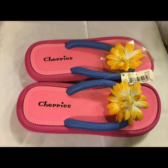 Brand New Thong Sandals By Cherries Size Large - Picture 3 of 6